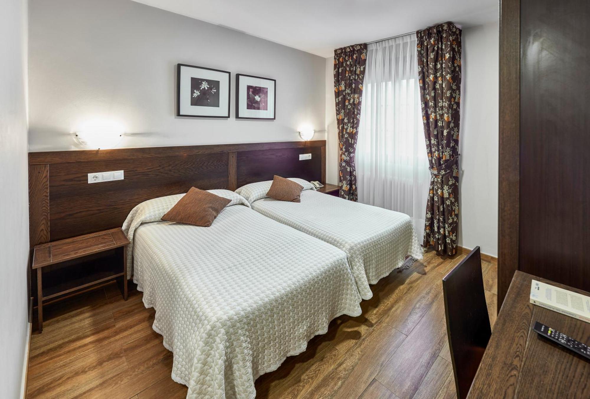 Hotel Rico ลัวร์กา ภายนอก รูปภาพ